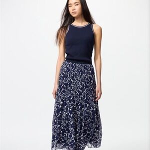Uniqlo Chiffon Tiered Skirt